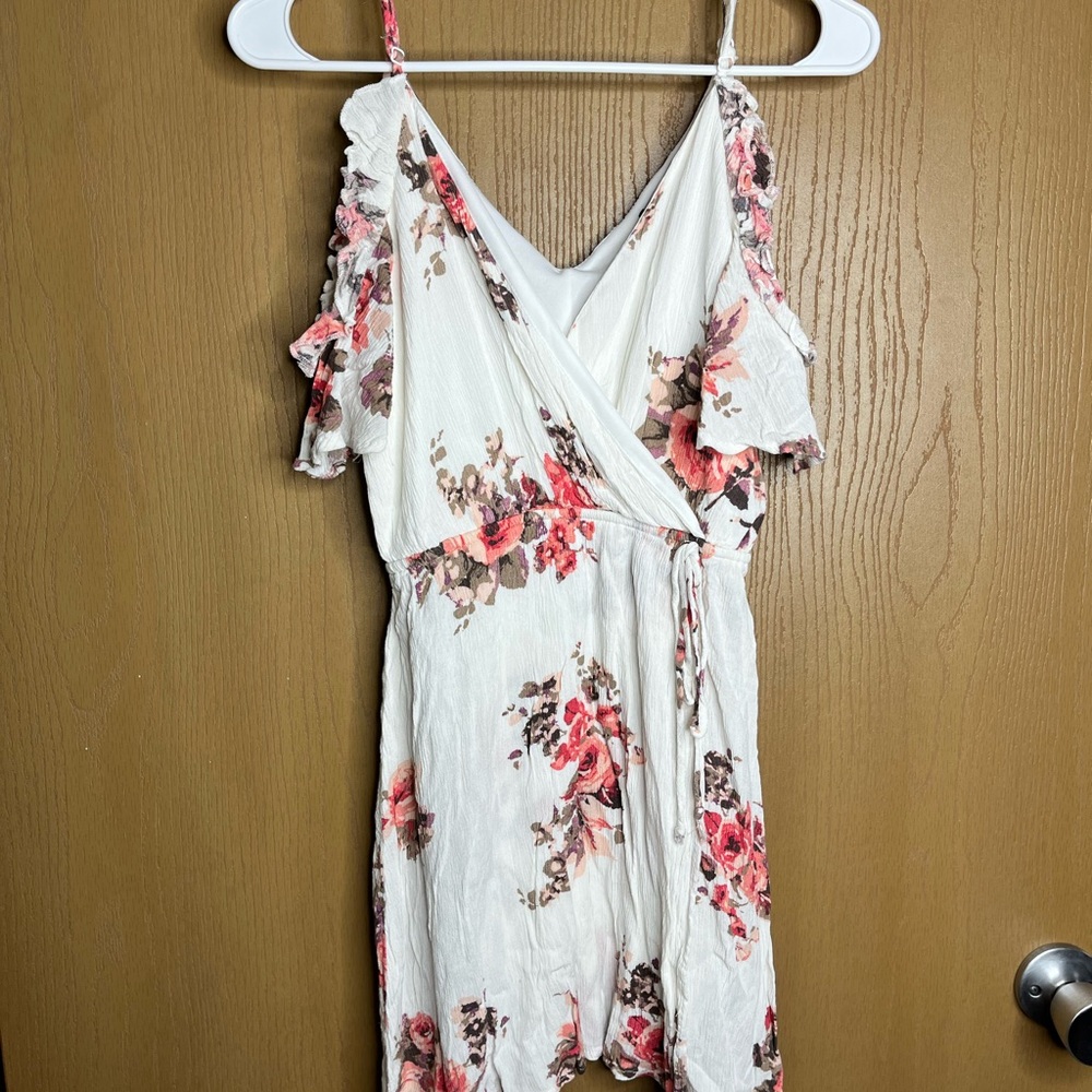 Floral Wrap Dress in White and Pink
